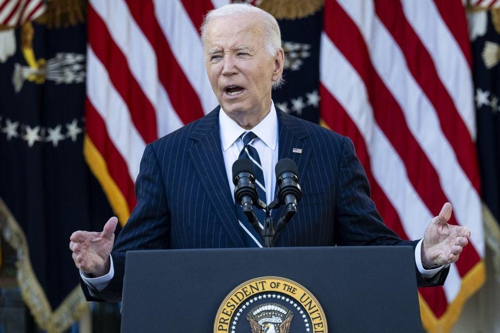 Biden defende redução de tensão política e 