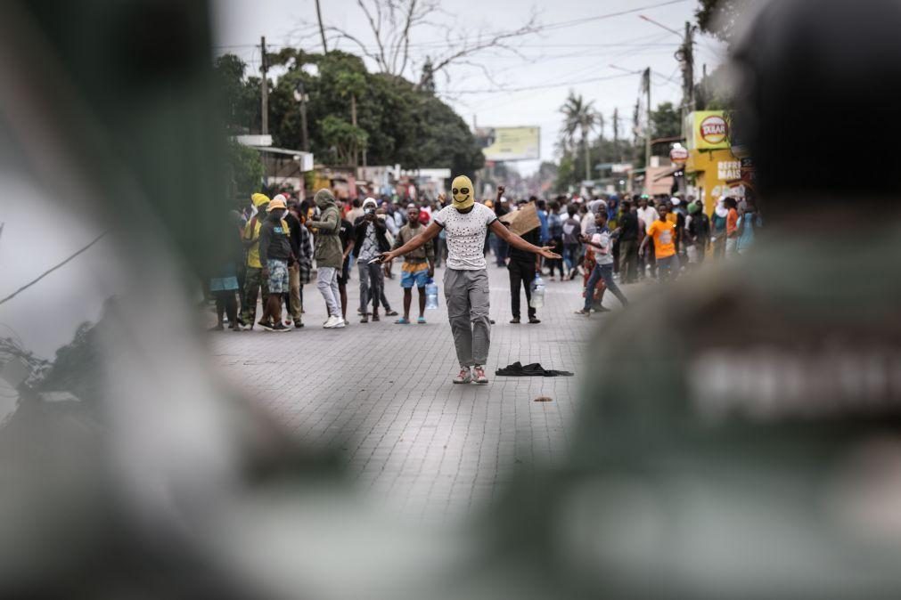 Pelo menos cinco mortos e 38 baleados no último dia de manifestações em Moçambique