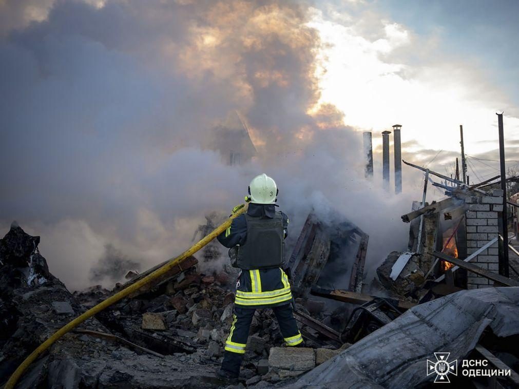 Oito mortos e 18 feridos em ataque russo contra Odessa, na Ucrânia