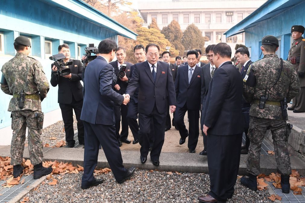 Duas Coreias iniciam segunda reunião sobre Jogos Olímpicos