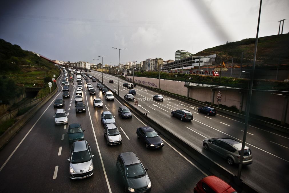 Última hora: Acidente em Alfragide condiciona trânsito entre Lisboa e Amadora