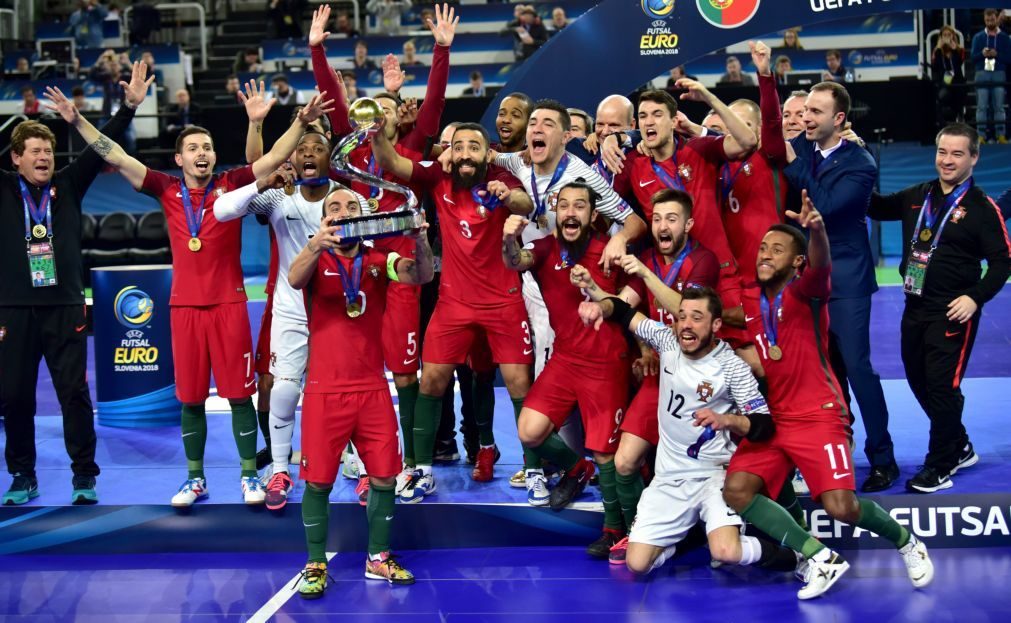 Primeiro-ministro diz que Portugal merece título de campeão europeu de futsal