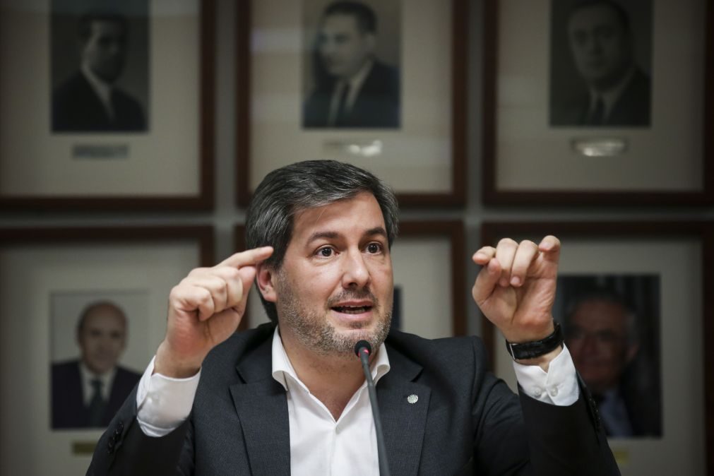 Sporting: PGR confirma que Bruno de Carvalho «está a ser objeto de análise»