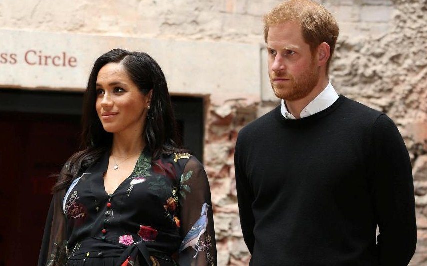 Meghan Markle viajou em segredo para fazer baby shower