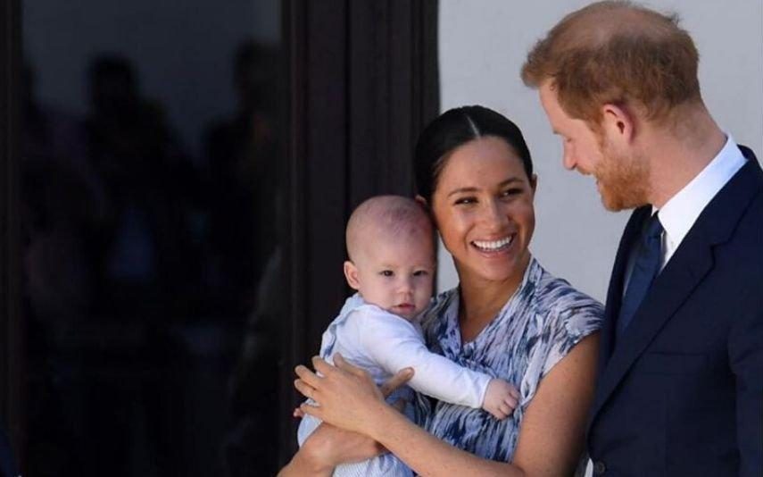 Meghan e Harry A atividade favorita de Archie durante a quarentena é... brincar com outros bebés