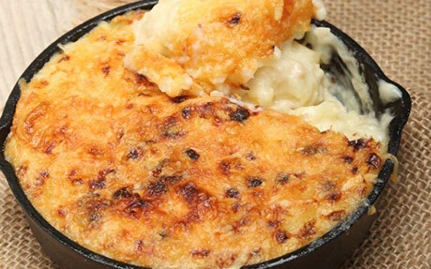 Bacalhau gratinado na frigideira Só suja um 