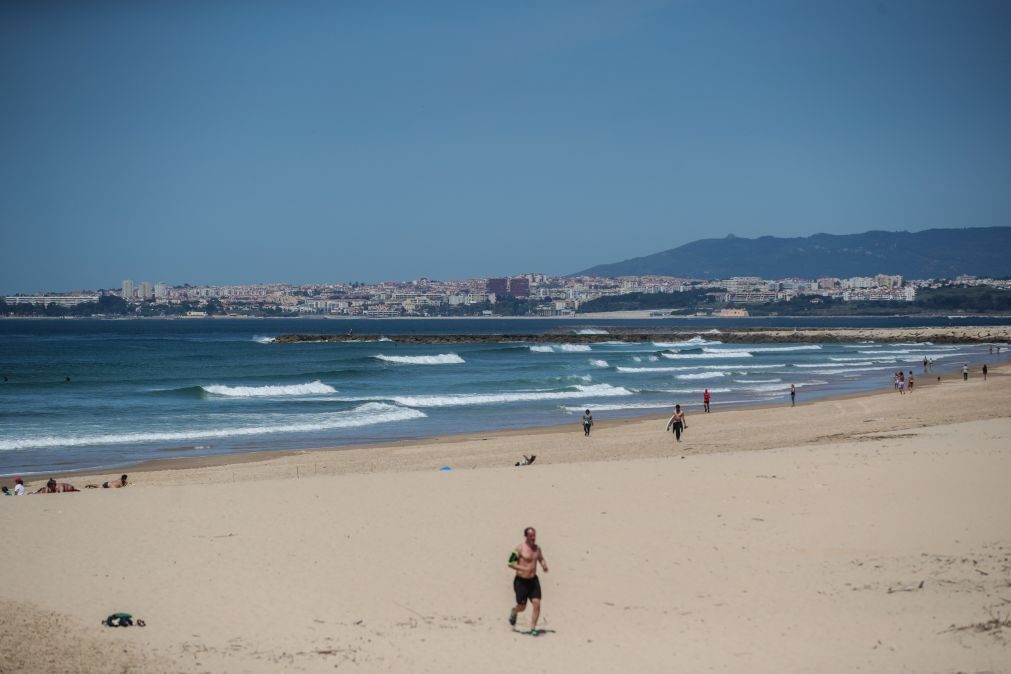 Covid-19: Polícia Marítima encerra dois estabelecimentos na Costa da Caparica por festas ilegais