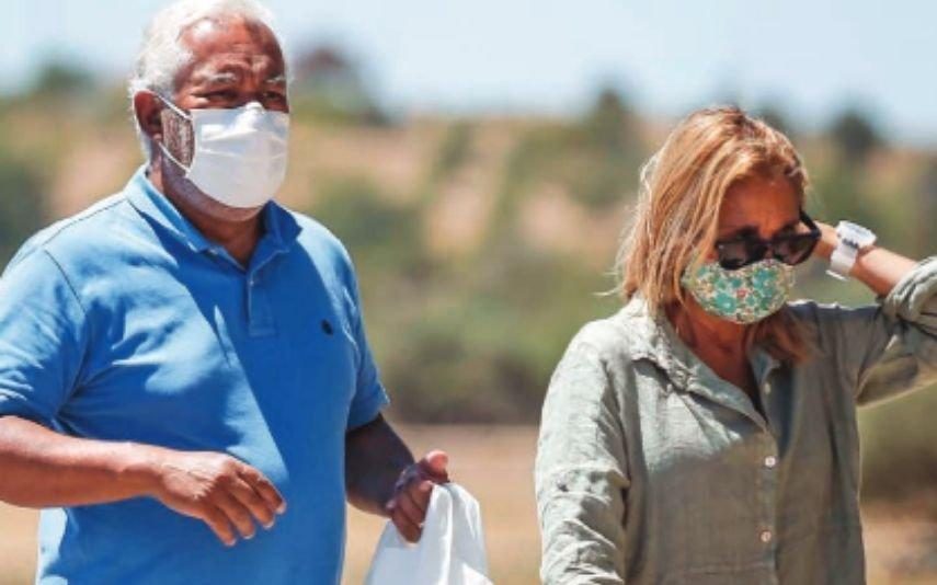 António Costa e Fernanda Tadeu no Algarve com segurança escondida (fotos exclusivas)