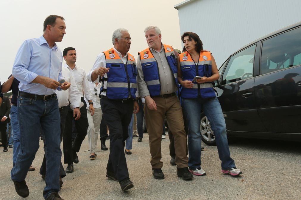 Ministra apela a que as pessoas deixem de doar alimentos após incêndio em Pedrógão Grande