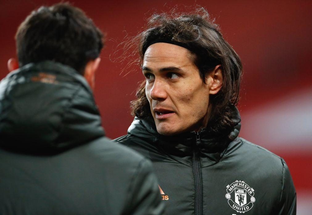 Manchester United satisfeito com Cavani, mas sem decidir o seu futuro