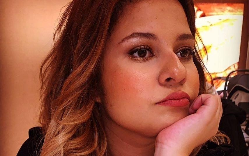 Sandrina cansada de receber mensagens racistas: “Por favor, parem de me insultar”