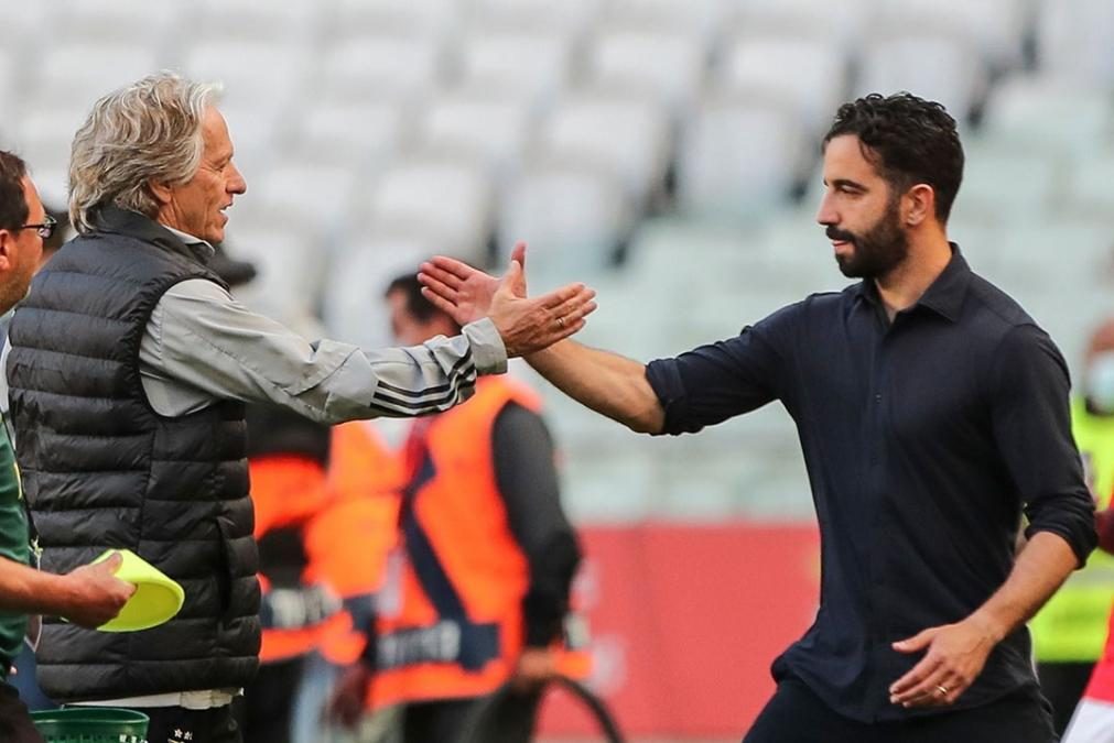 Sporting de Rúben Amorim humilha Benfica de Jorge Jesus