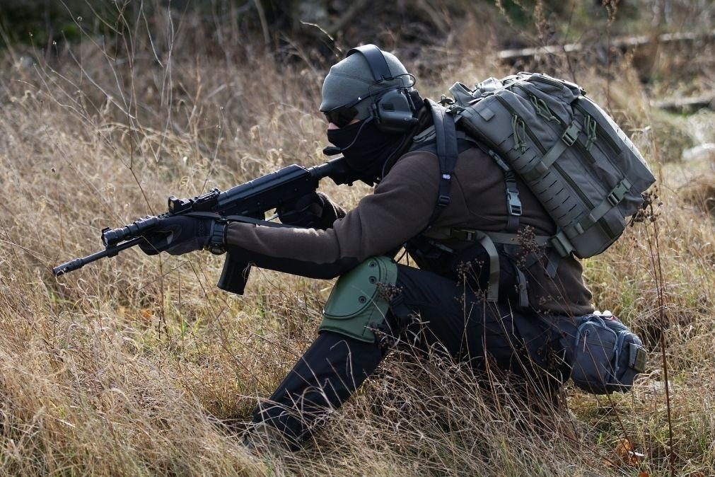 Soldado ucraniano mata cinco companheiros numa fábrica