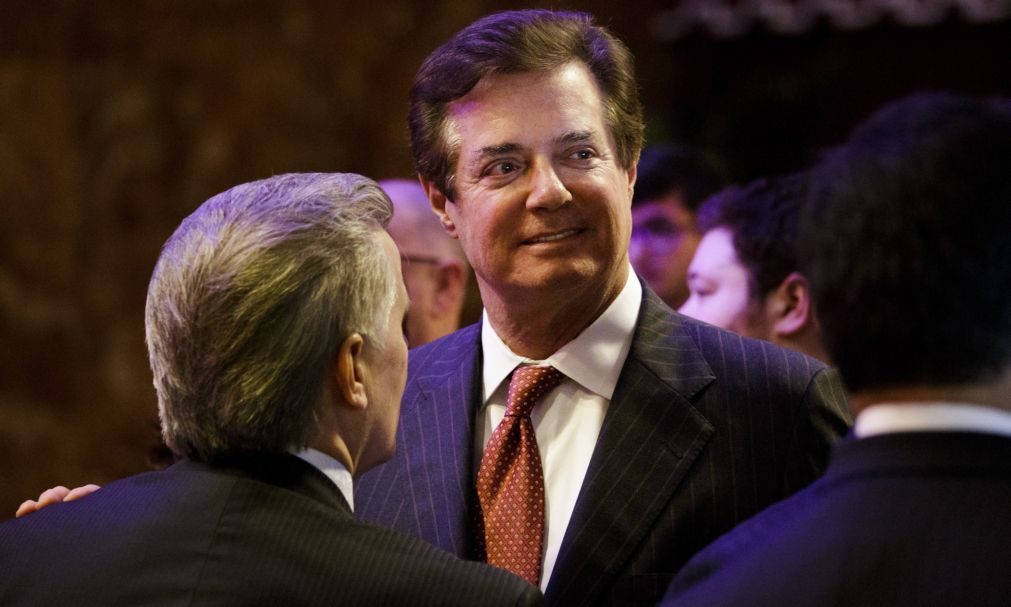 ÚLTIMA HORA: FBI fez buscas na residência do ex-diretor de campanha de Trump, Paul Manafort