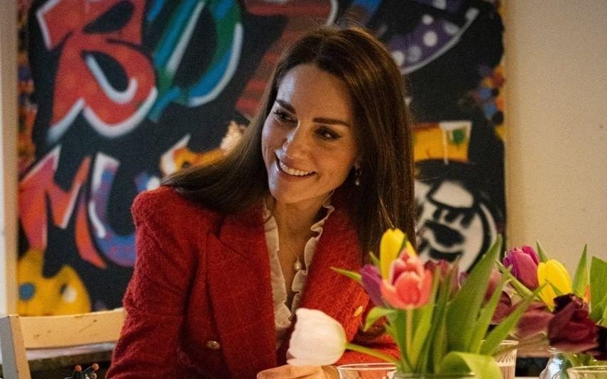 Brilha na Dinamarca com blazer vermelho de 16 euros! (Fotos)