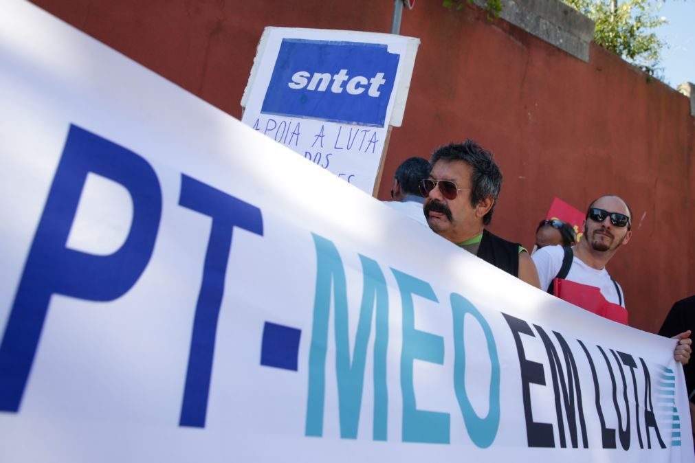 Trabalhadores da PT/Meo voltam a manifestar-se hoje contra transferência de trabalhadores