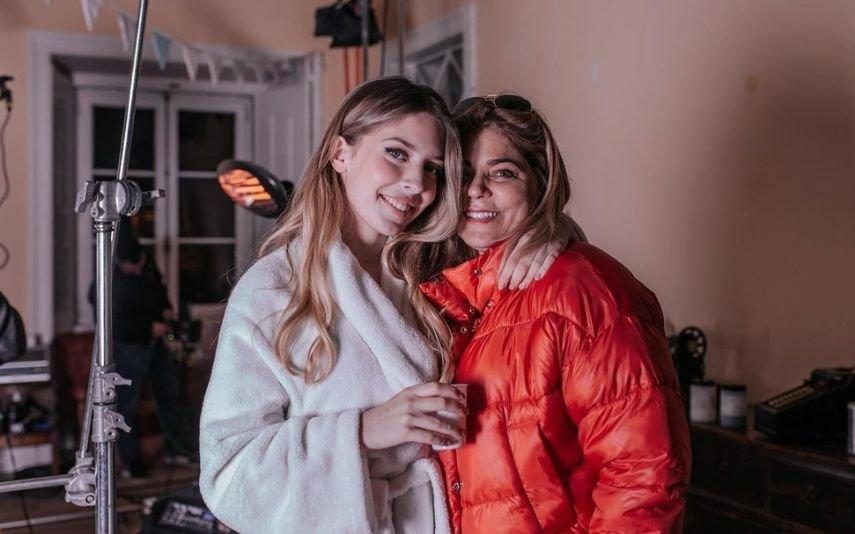 Mãe de Sara Carreira emocionada com homenagem à filha: 