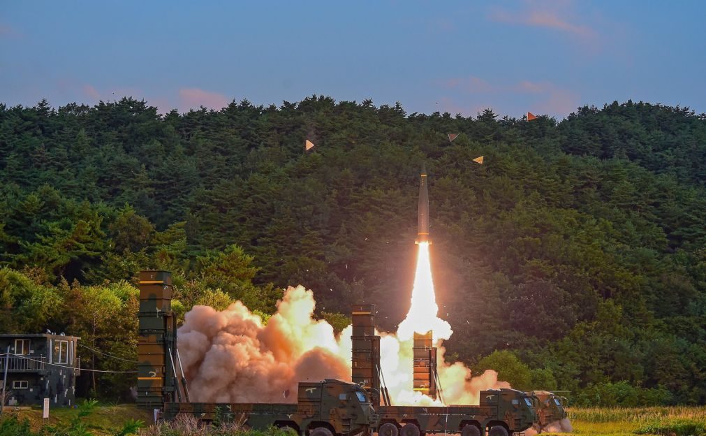 Coreia do Norte: Seul realiza manobras navais com fogo real após teste nuclear