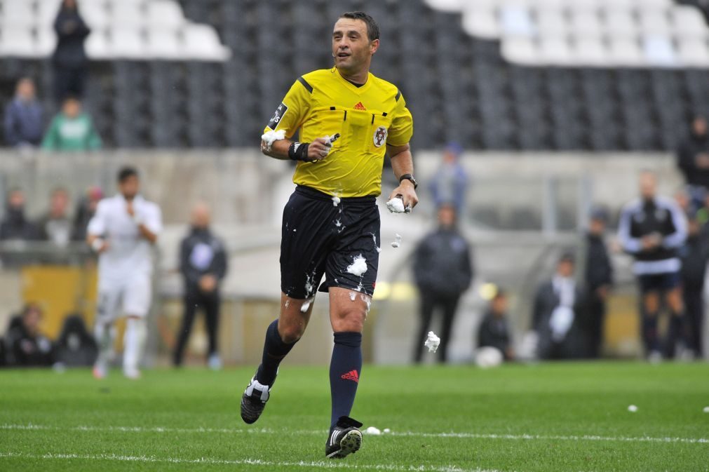 Benfica repudia vandalização da casa do árbitro Vasco Santos